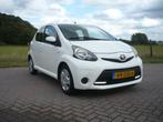 Toyota Aygo 1.0 VVT-i Aspiration AIRCO 5DRS 2012 150388 NAP, Auto's, Voorwielaandrijving, Euro 5, Stof, 4 stoelen
