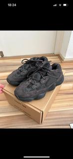 Yeezy 500 maat 36, Zwart, Ophalen of Verzenden, Sneakers of Gympen, Zo goed als nieuw