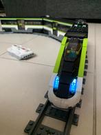 Lego trein 60337 met veel extra rails, Kinderen en Baby's, Speelgoed | Duplo en Lego, Ophalen of Verzenden, Zo goed als nieuw
