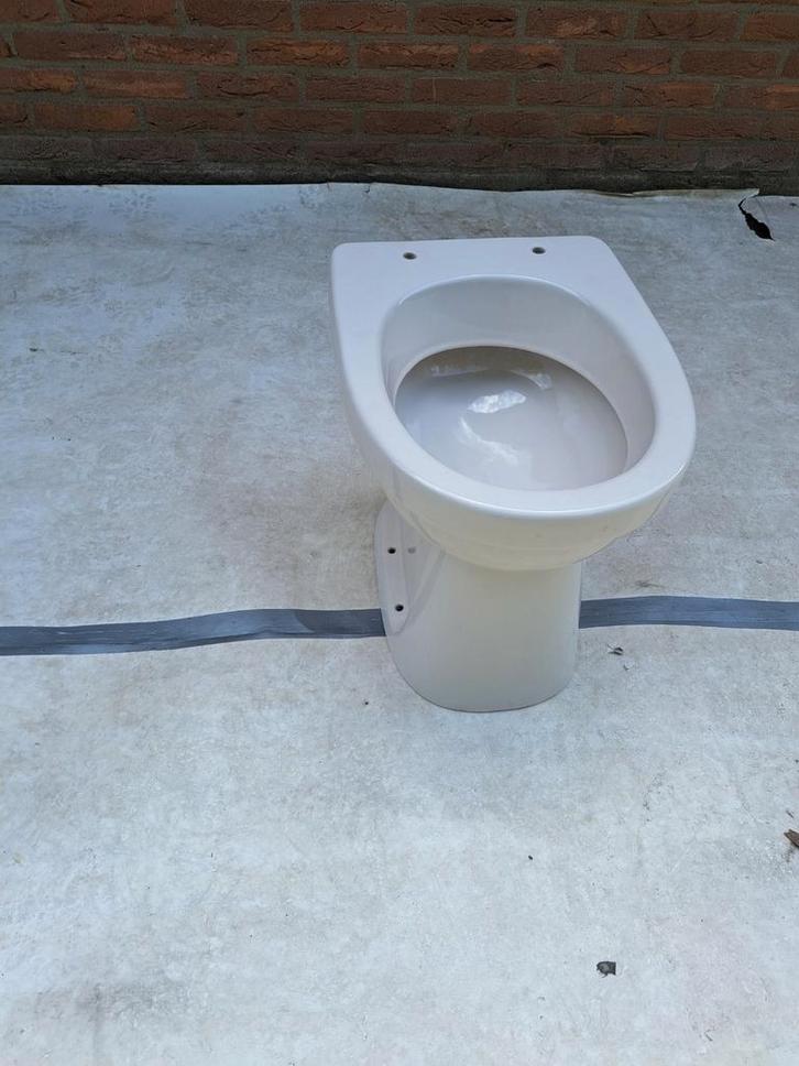 10x SPHINX vlakspoel closet 96pk staande wc(B15), Doe-het-zelf en Verbouw, Sanitair, Nieuw, Toilet, Ophalen