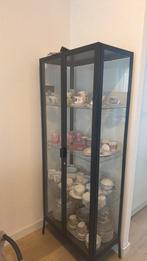Vitrinekast Ikea, Ophalen