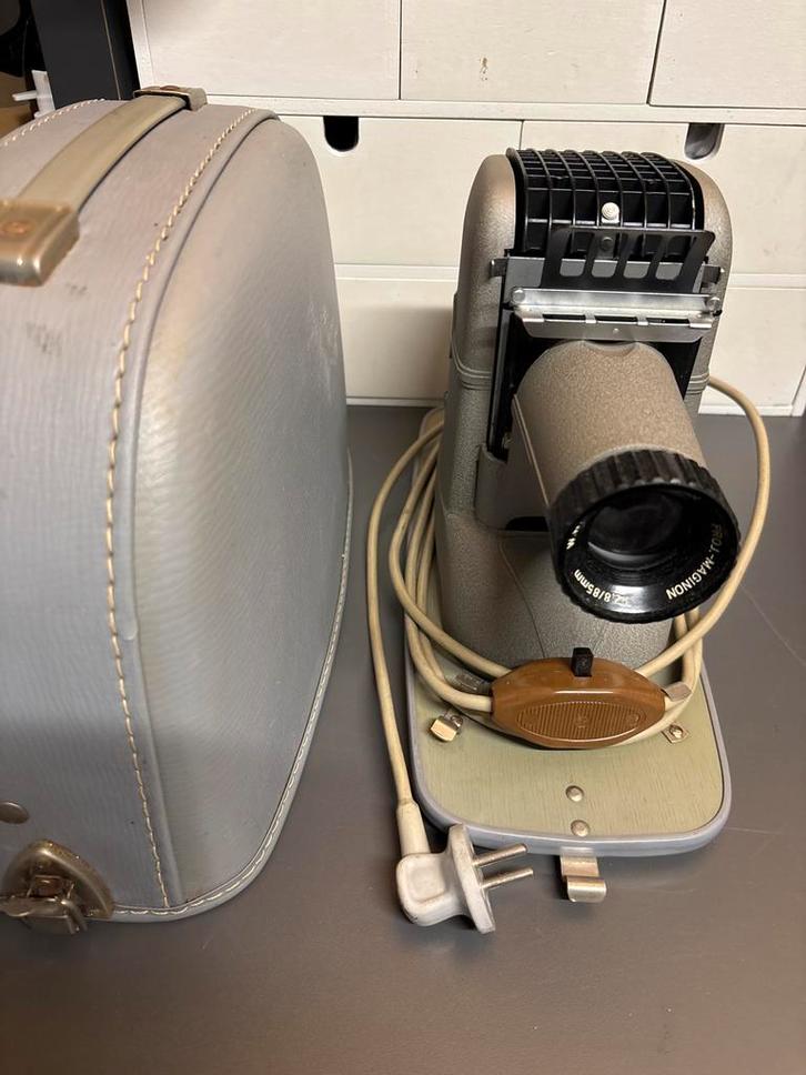 Antieke Dia Projector - Vintage Charme, Audio, Tv en Foto, Diaprojectors, Gebruikt, Ophalen