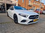 Mercedes-Benz A-klasse 250 Premium Plus AMG, Panoramadak,360, Euro 6, 4 cilinders, Wit, Origineel Nederlands