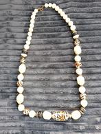 Ketting met witte en tijgerprint kralen, Sieraden, Tassen en Uiterlijk, Kettingen, Ophalen of Verzenden, Zo goed als nieuw, Wit