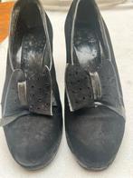 Vintage Suède Pumps jaren 40/45, Ophalen of Verzenden