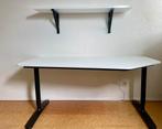 IKEA bureau + boekenplank in goede staat, Huis en Inrichting, Bureaus, Ophalen, Zo goed als nieuw
