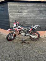 Derbi senda drd xtreme, Ophalen, 6 versnellingen, Maximaal 45 km/u, Zo goed als nieuw