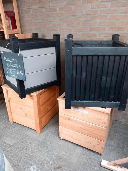 Bloembakken ook vijver wijn kuipen, Tuin en Terras, Bloembakken en Plantenbakken, Nieuw, Hout, Ophalen