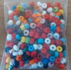 ca 25 GRAM GLAS KRAALTJES IN DIVERSE KLEUREN, Verzenden, Zo goed als nieuw, Kraal