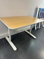 Ikea Instelbaar bureau met schroef 120x80xH64-84 cm, 3 st, In hoogte verstelbaar, Gebruikt, Bureau, Verzenden