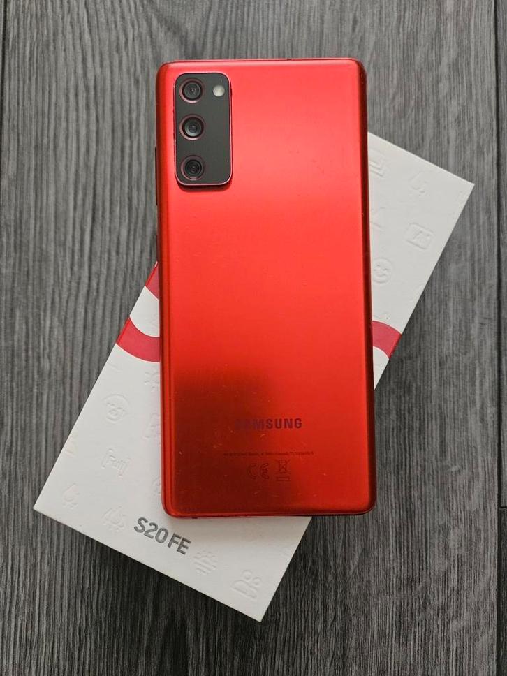 Samsung Galaxy S20 FE Red
DUAL-SIM 4G 128 GB, Telecommunicatie, Mobiele telefoons | Hoesjes en Frontjes | Samsung, Zo goed als nieuw