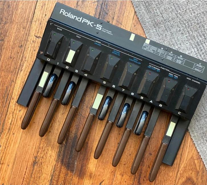 Roland PK-5A Midi Pedaal, Muziek en Instrumenten, Midi-apparatuur, Gebruikt, Ophalen of Verzenden