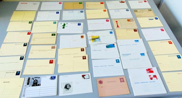 100 postfrisse gefrankeerde briekaarten en 61 adreswijzingen, Verzamelen, Overige Verzamelen, Nieuw, Ophalen of Verzenden