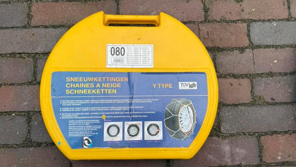 Sneeuwkettingen - 3 Sets - Nieuw 14 tot 19 inch, Auto diversen, Ophalen, Nieuw