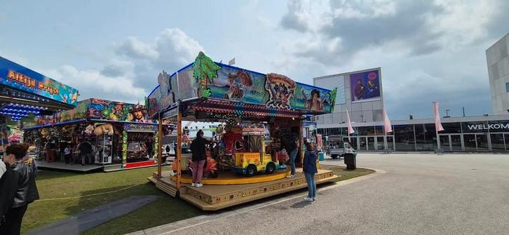 Draaimolen huren voor Kinderfeest of Evenement?, Hobby en Vrije tijd, Feestartikelen | Verhuur, Overige, Ophalen