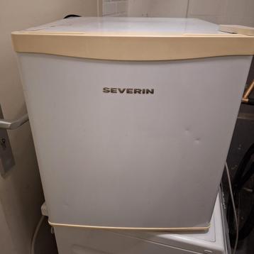Severin Mini Vriezer - Compact en Handig! beschikbaar voor biedingen