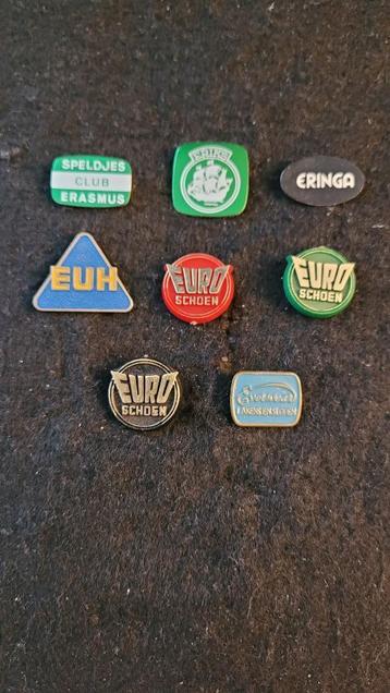 Div. speldjes (2) beschikbaar voor biedingen