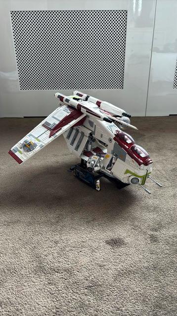 Lego starwars republic gunship 75309 beschikbaar voor biedingen