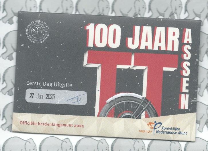 Nederland 5 euro 2025 (55e)"100j.TT Assen"(1e dagin envelop", Postzegels en Munten, Munten | Europa | Euromunten, Losse munt, 5 euro