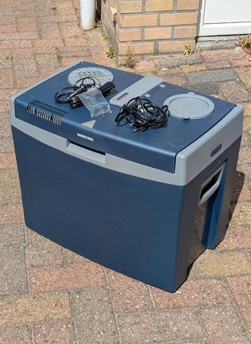 Mobicool elektrische koelbox voor 12 V of 220 V beschikbaar voor biedingen