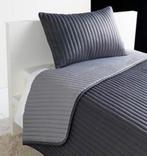 IKEA tweepersoons sprei + 2 kussens - zo goed als nieuw, Ophalen, Zo goed als nieuw, Tweepersoons, Grijs