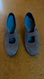 Wolky maat 41 suede pumps, Kleding | Dames, Schoenen, Ophalen of Verzenden, Zo goed als nieuw, Beige