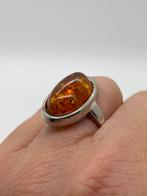 A90 Prachtige zilveren barnsteen ring maat 18,25, Sieraden, Tassen en Uiterlijk, Ringen, 18 tot 19, Ophalen of Verzenden, X, Met edelsteen