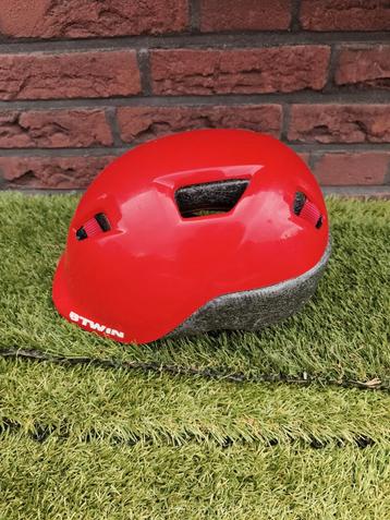 Btwin fietshelm xs beschikbaar voor biedingen