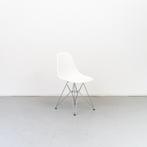 10 x Vitra Eames DSR-Stoel Wit - Chroom, Huis en Inrichting, Ophalen of Verzenden, Zo goed als nieuw, Wit, Metaal