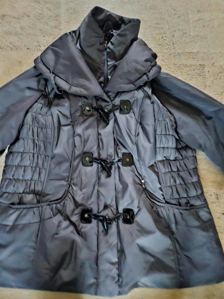 Houtje touwtje jas maat 44/46, Kleding | Dames, Jassen | Winter, Zo goed als nieuw, Maat 42/44 (L), Ophalen of Verzenden