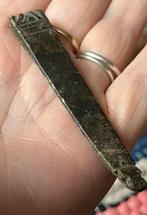 Bodemvondst….Middeleeuwse Riemtong, Antiek en Kunst, Ophalen of Verzenden