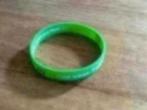 Armbandje :Week van de alfabetisering ( verzamelen), Sieraden, Tassen en Uiterlijk, Armbanden, Ophalen of Verzenden, Nieuw, Groen