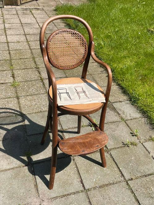 Antiek Thonet kinderstoel, design classic, Antiek en Kunst, Antiek | Meubels | Stoelen en Banken, Ophalen