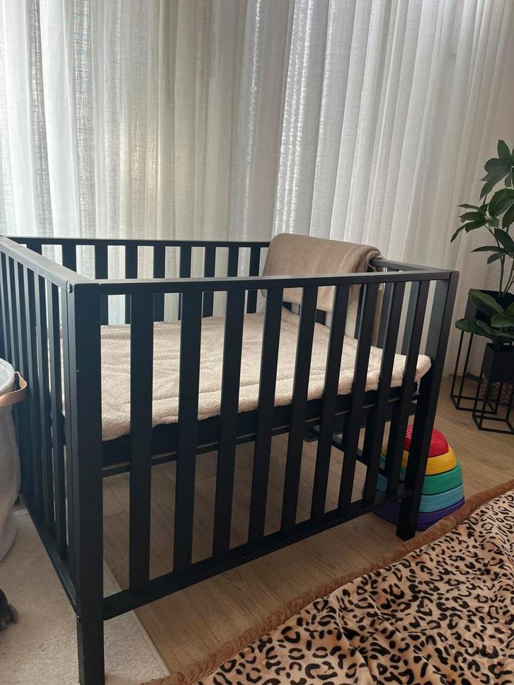 TWF Box Fleur Zonder Lade Mat Zwart, Kinderen en Baby's, Boxen, Gebruikt, Rechthoekig, In hoogte verstelbaar, Boxkleed, Ophalen