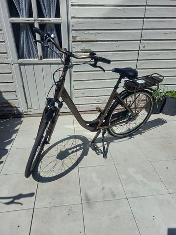 Izgst stella copenhague elektrische damesfiets 53 cm 28 inch beschikbaar voor biedingen