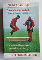 Tussen Hemel en Hok - Bobby Haarms en zijn Ajax, Balsport, Ophalen of Verzenden, Zo goed als nieuw