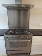 Smeg gasfornuis met oven en afzuigkap, Witgoed en Apparatuur, Fornuizen, Ophalen, Gebruikt, 60 cm of meer, Gas