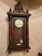 Oude Gustav Becker wandklok voor de liefhebber, Antiek en Kunst, Antiek | Klokken, Ophalen of Verzenden