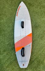 Naish GLOBAL 5’7’’  S25 Global Carbon Kite Surfboard nieuw, Watersport en Boten, Directional, Ophalen of Verzenden, Zo goed als nieuw
