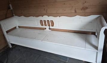  witte vintage klapbank met opbergruimte beschikbaar voor biedingen