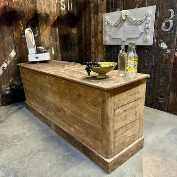 Antiek keukenblok keuken kookeiland hout brocante beschikbaar voor biedingen