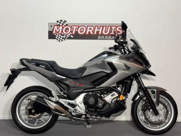 HONDA NC 750 X ABS (bj 2017) beschikbaar voor biedingen