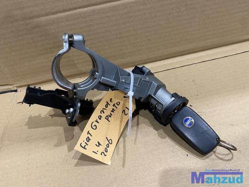 FIAT GRANDE EVO PUNTO Contactslot met sleutel 2005-2012, Auto-onderdelen, Carrosserie en Plaatwerk, Fiat, Gebruikt, Ophalen of Verzenden