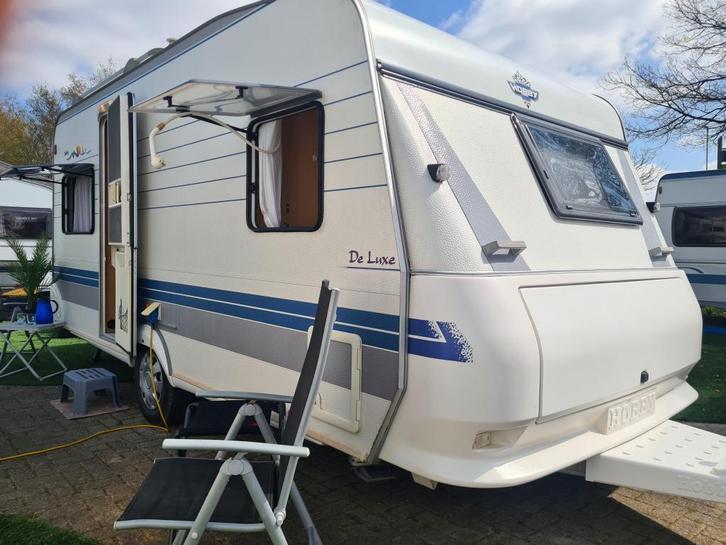 HOBBY DE LUXE 460 / VOORTENT / ZEER NETJES, Caravans en Kamperen, Caravans, Bedrijf, 750 - 1000 kg, Rondzit, Hobby, Frans bed