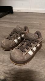 Adidas donker bruin gedragen maat 25, Ophalen of Verzenden, Zo goed als nieuw, Jongen of Meisje