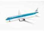 Embraer E195-E2 PH-NXA KLM Cityhopper Herpa 572071, Schaalmodel, Herpa Miniaturmodelle GmbH Leonrodstraße 46-47 herpa@herpa.de