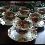6 avon kop en schotel van royal albert old country roses., Antiek en Kunst, Antiek | Servies los, Ophalen