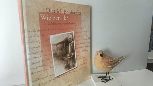 Bonhoeffer, Dietrich; Wie ben ik ?, Boeken, Godsdienst en Theologie, Gelezen, Christendom | Protestants, Ophalen of Verzenden