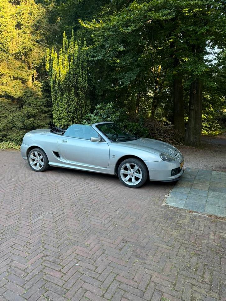 MG TF 1.8 I 135 2002 Grijs, Auto's, MG, Bedrijf, TF, ABS, Airbags, Alarm, Centrale vergrendeling, Elektrische buitenspiegels, Elektrische ramen