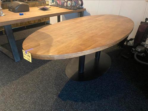 Tafel ovaal mango hout 240x110 midden poot, Huis en Inrichting, Tafels | Eettafels, Nieuw, 100 tot 150 cm, 200 cm of meer, Vijf personen of meer